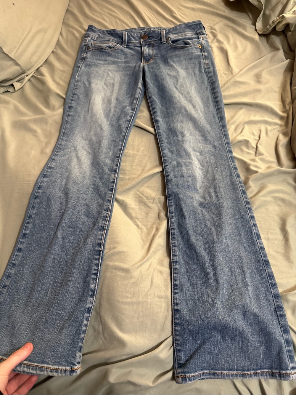 American Eagle Outfitters Light Blue kick boot jeans